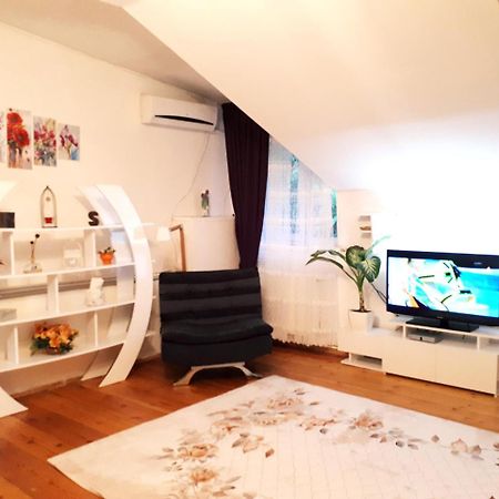 Karin House Apartamento Tbilisi Exterior foto