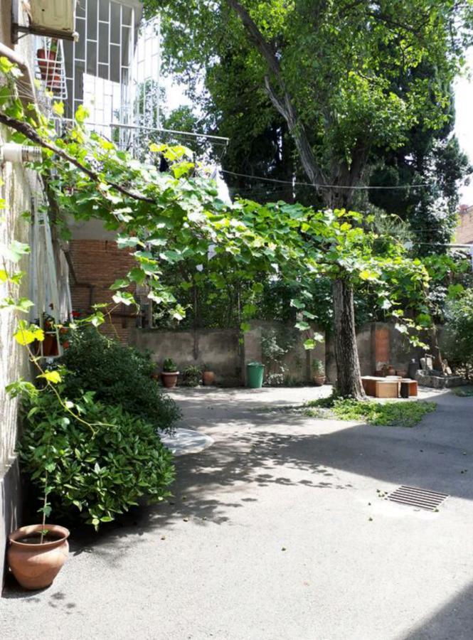 Karin House Apartamento Tbilisi Exterior foto