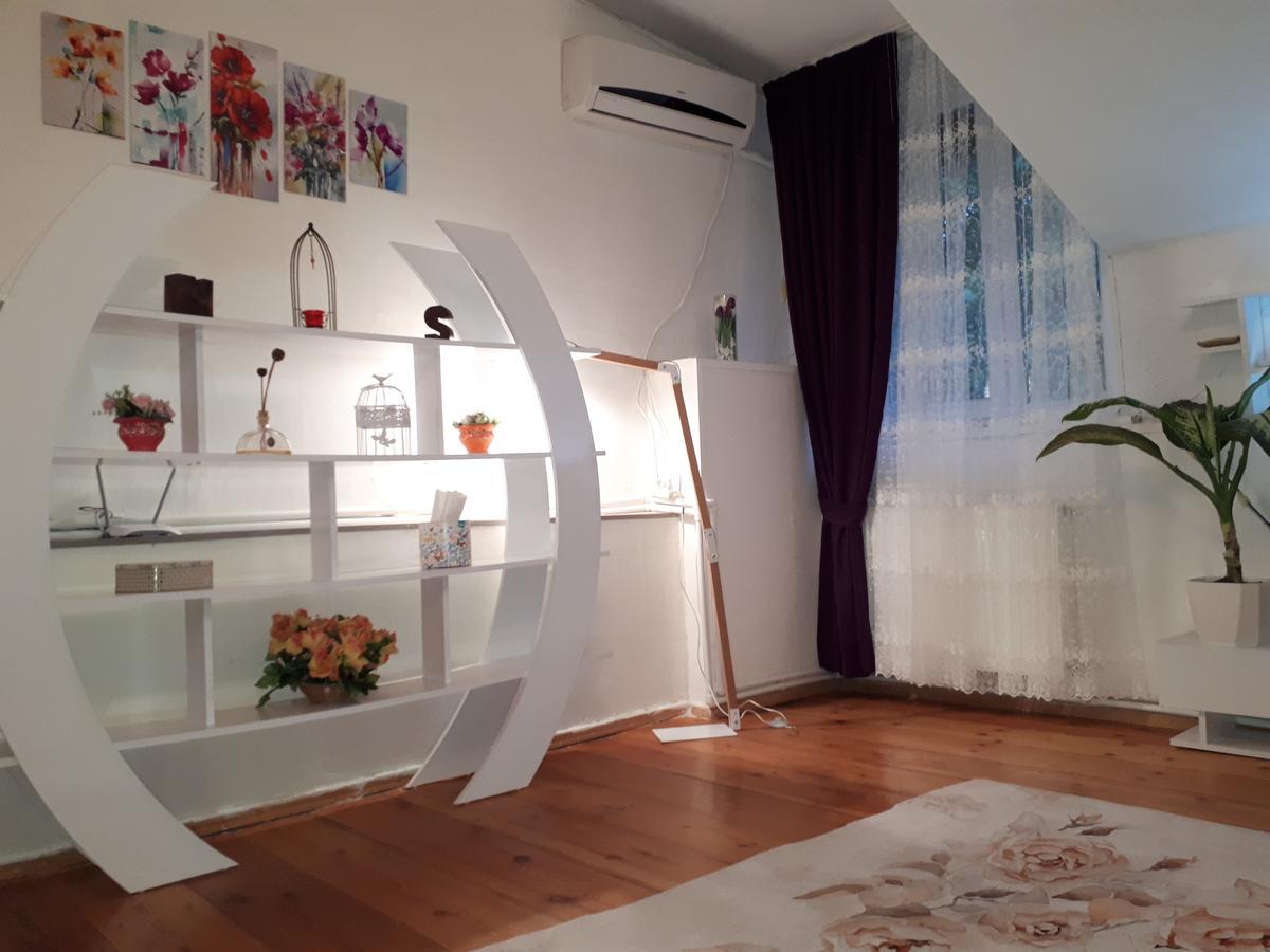 Karin House Apartamento Tbilisi Exterior foto