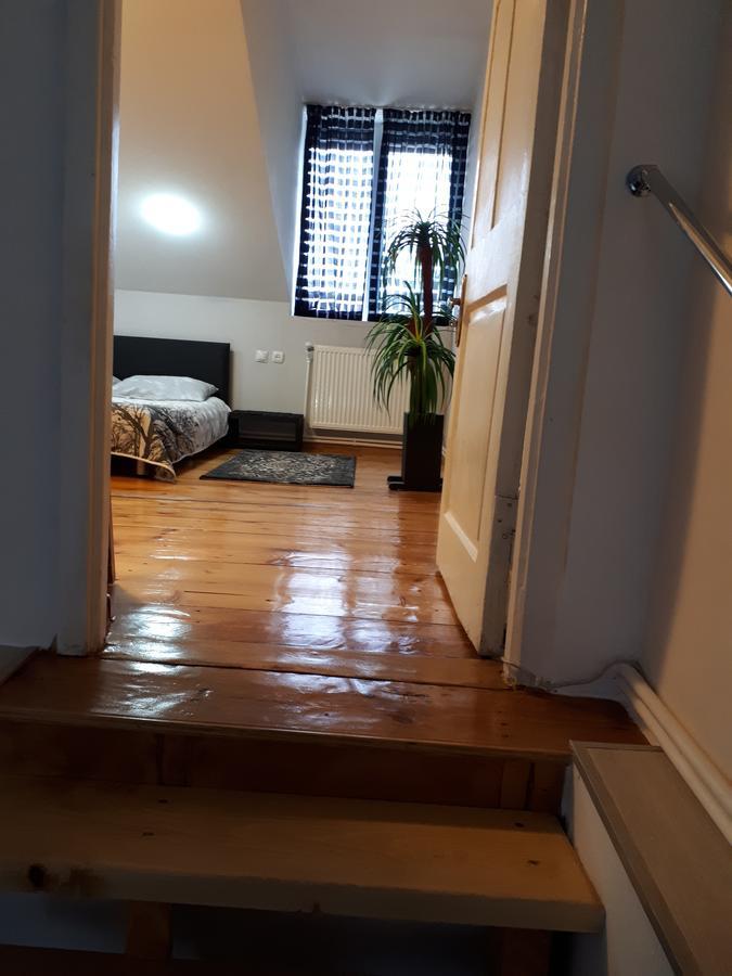 Karin House Apartamento Tbilisi Exterior foto